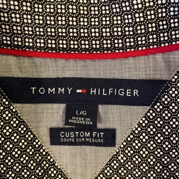 Tommy Hilfiger Short Sleeve Button-Down Shirt  Navy Blue Mens Lg - Picture 4 of 10